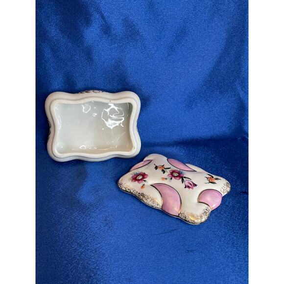 Vintage Rectangle Pink and White Porcelain Trinket Box Japan - Picture 6 of 9